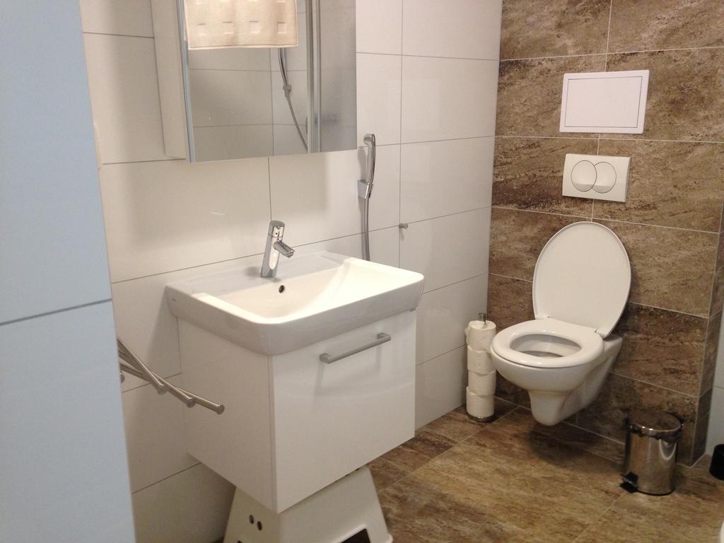 Apartmány Hlohovec Esterno foto